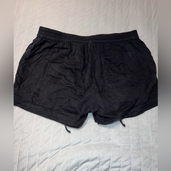 *WOMEN’S old navy shorts size large - Picture 3 of 7
